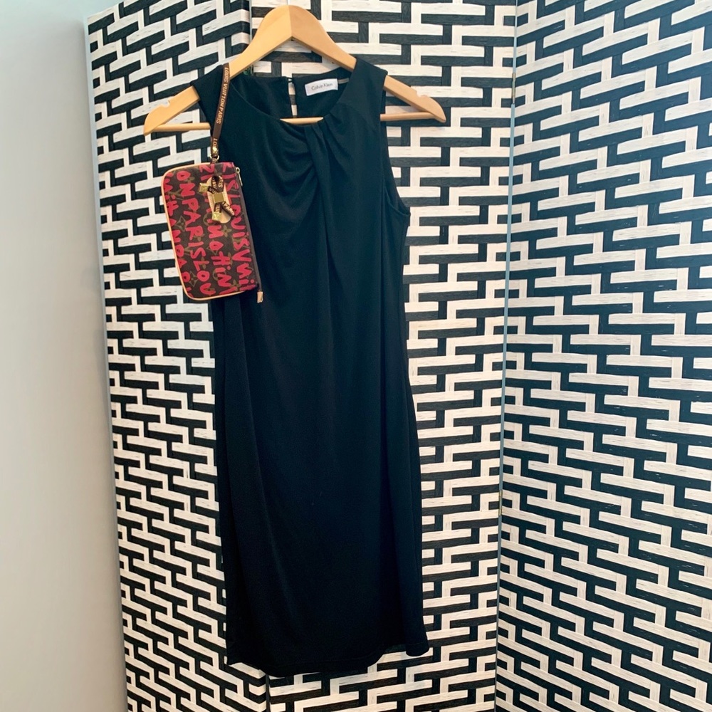 Super comfy and versatile black dress